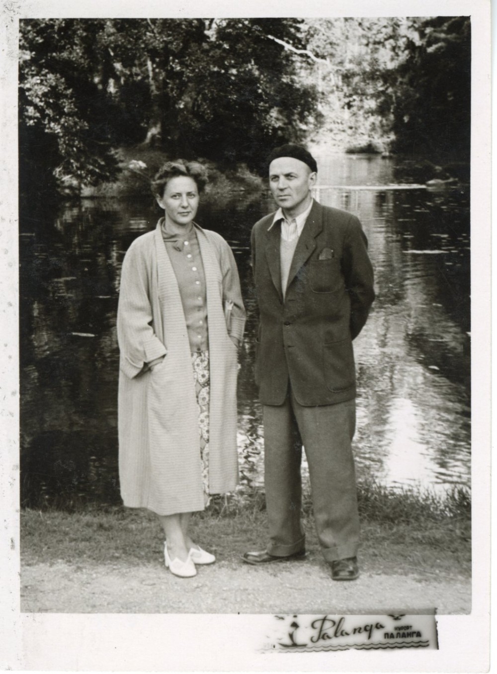 J. Baltušis ir M. Mironaitė Palangoje. 1958 m.