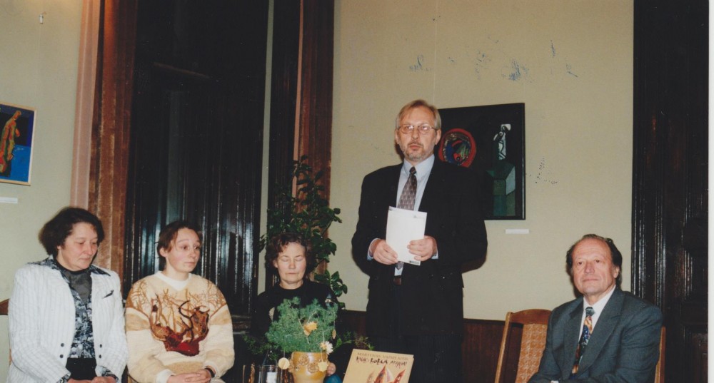 M. Vainilaičio knygos „Kaulo bobos apžavai“ pristatymas, 1999 gruodis