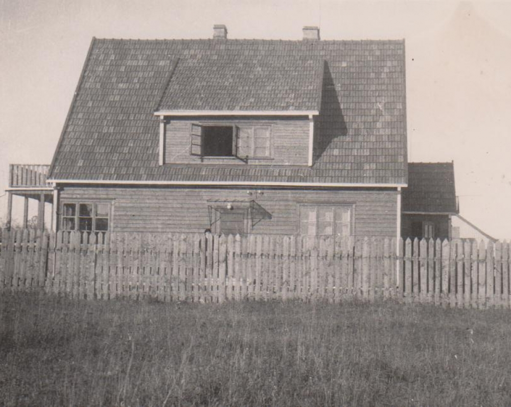 Namo vaizdas iš pietų pusės. Kaunas. 1938 m. ruduo