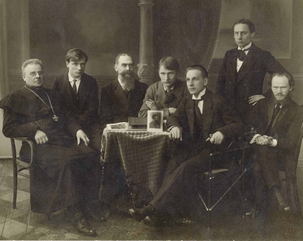 Lietuvių meno kūrėjų draugijos valdyba. 1920 m. | Board of the Lithuanian Artists' Association. 1920
