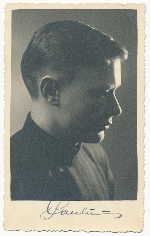 Paulius Jurkus – Telšių gimnazijos abiturientas. 1936 m. birželio 13 d.