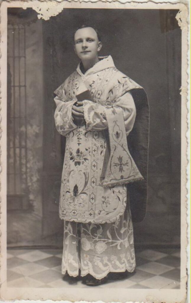 Tėvas Leonardas Andriekus. Milanas, 1940 10 02
