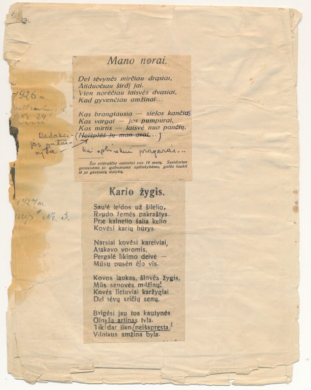 Vaclovo Šiugždinio sąsiuvinis su pirmųjų kūrybinių bandymų iškarpomis. 1926–1927 m., 3
