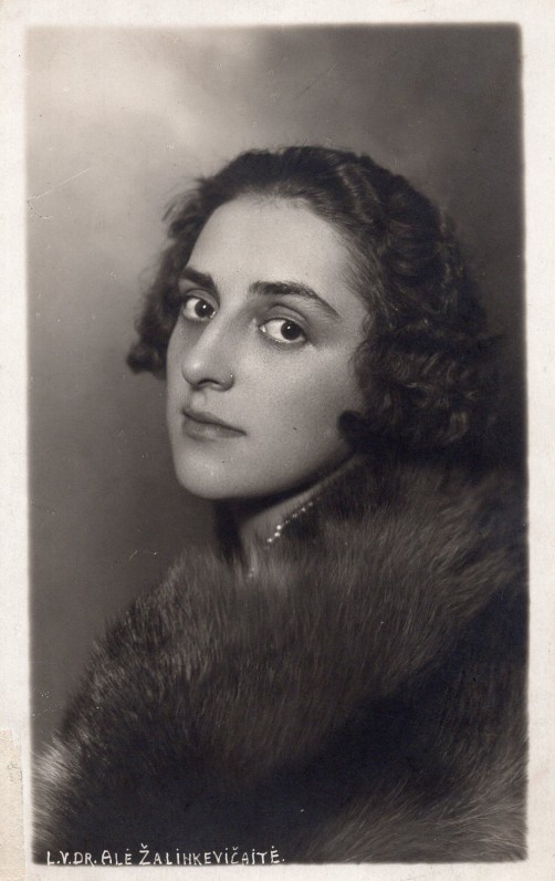 E. Žalinkevičaitė-Petrauskienė. 1929 m.