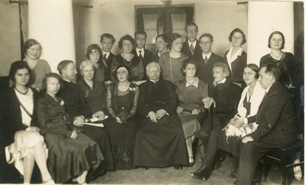 Pirmasis moterų kūrybos vakaras. Kaunas, 1930 m.