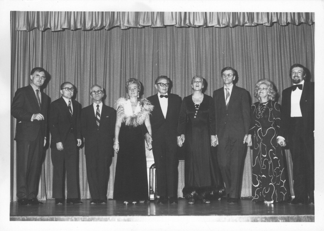 Su renginio Los Andžele dalyviais. Iš dešinės trečias – A. Landsbergis. 1974 m. L. Kanto nuotrauka