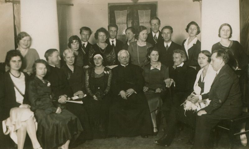 Vaižgantas pirmajame moterų kūrybos vakare 1930 m. MLLM 63332