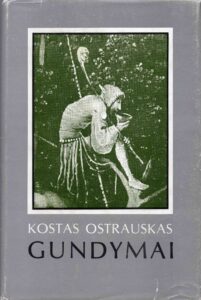 K. Ostrauskas. Politinė satyra, farsas „Gundymai“. Čikaga, 1983 m. Kūrinio ašis – vyro ir moters santykių destrukcija karinių veiksmų įtakoje. Paliesti skaudūs istoriniai įvykiai – 1968-ųjų invazija į Čekoslovakiją, kariniai veiksmai Afganistane