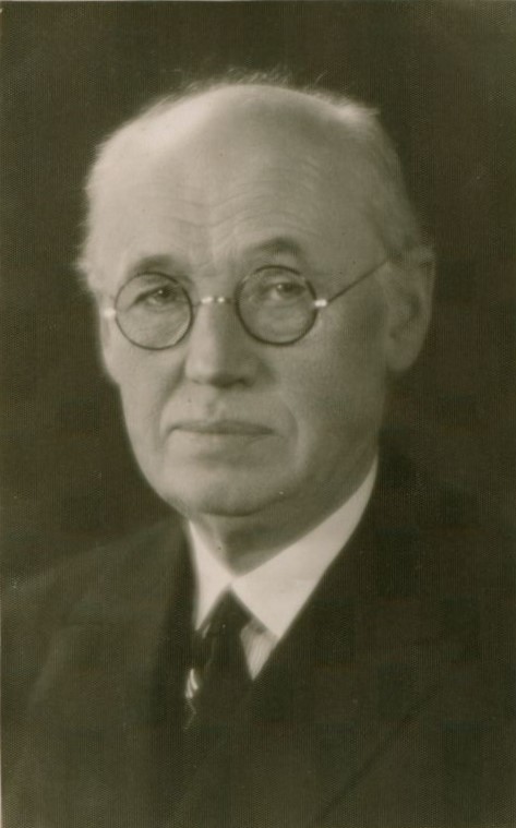 J. Lindė-Dobilas. Apie 1930 m. J. Pauros nuotrauka