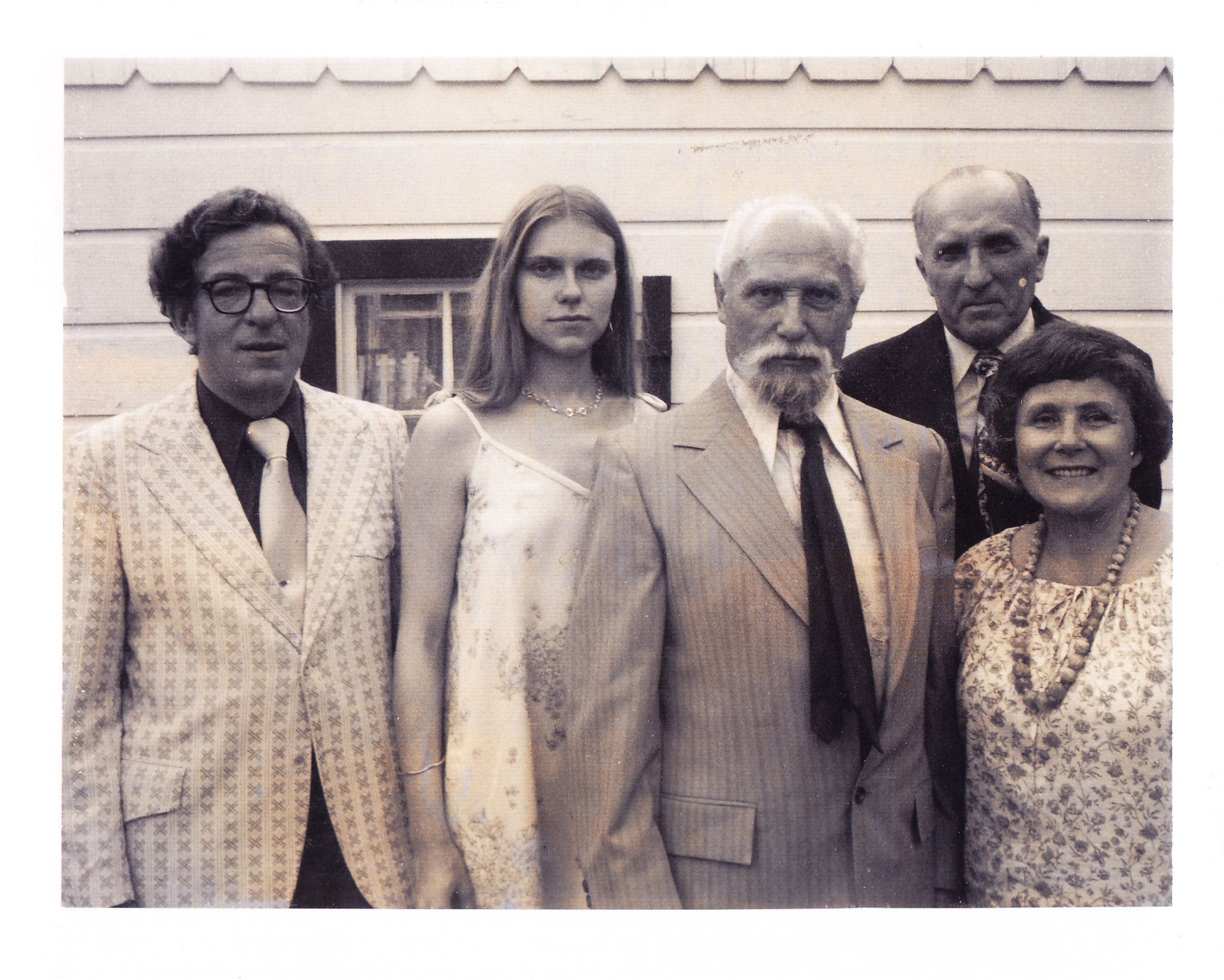 Komisija 1977 m. Rašytojų draugijos premijai skirti. Iš kairės K. Keblys, Ž. Bilaišytė, P. Gaučys, Č. Grincevičius, J. Švabaitė. 1978 05 27. MLLM 51290 F6953