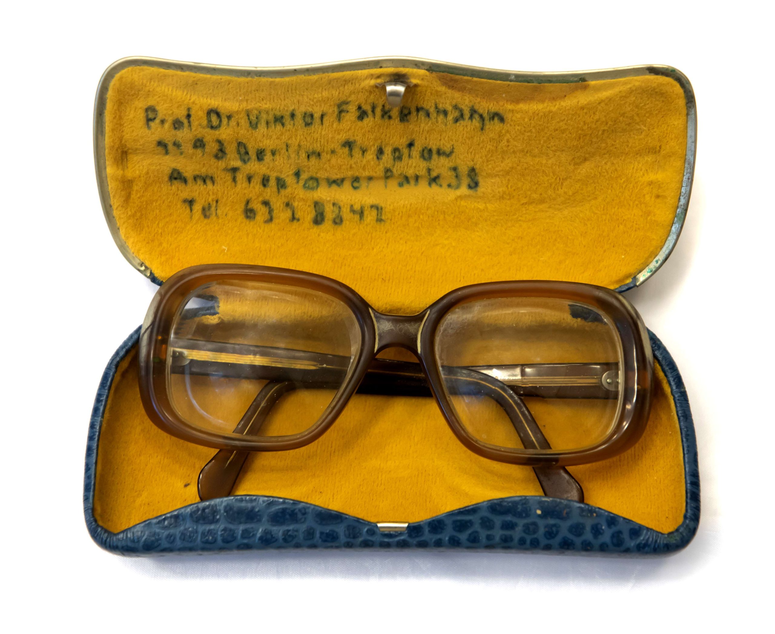 V. Falkenhano akiniai. MLLM 30773 / MD10793 1,2