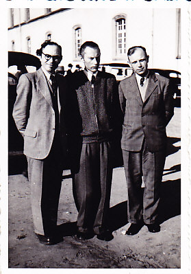 Iš kairės B. Brazdžionis, P. Pilka, J. Brazaitis. 1949 m., Ravensburge. MLLM 61566