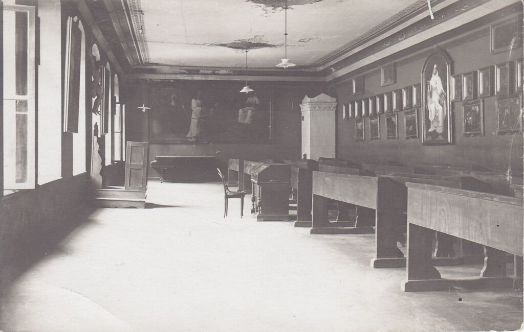Kunigų seminarijos interjero fragmentas, fotografas nežinomas. 1901–1913 m. MLLM 37/80