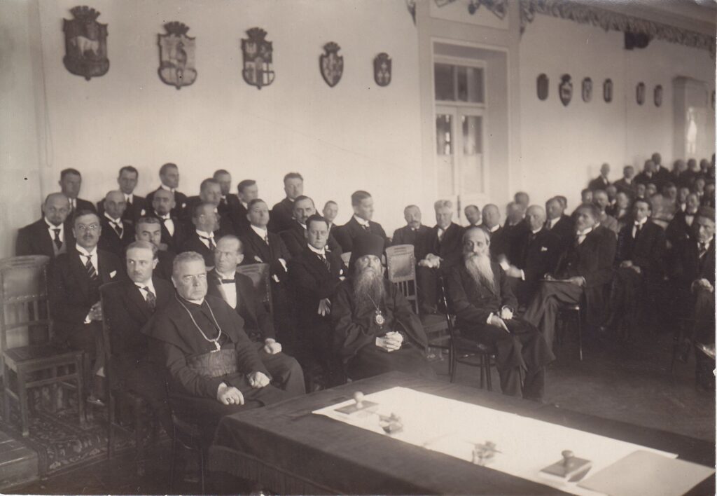 Lietuvos seimo atidarymas, 1926 m. Nuotraukoje Maironis ir kiti. MLLM 39115