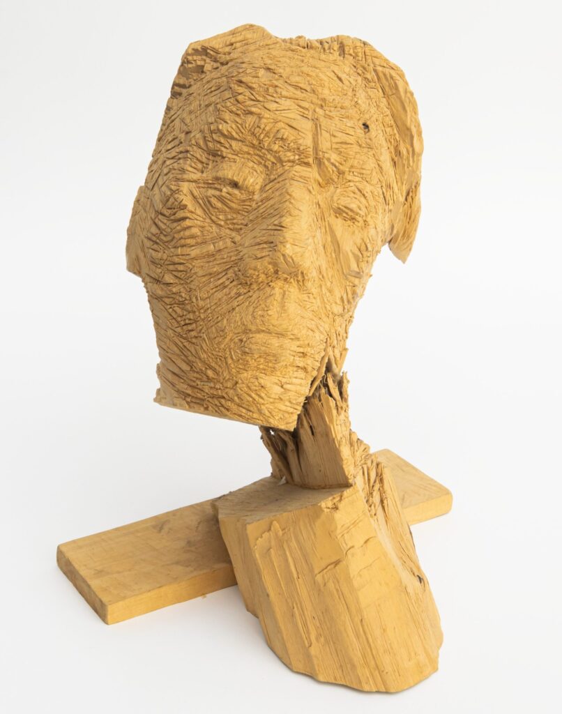 Skulptūra. Jono Aisčio portretas. 2001 m. Autorius L. Strioga. MLLM 95577