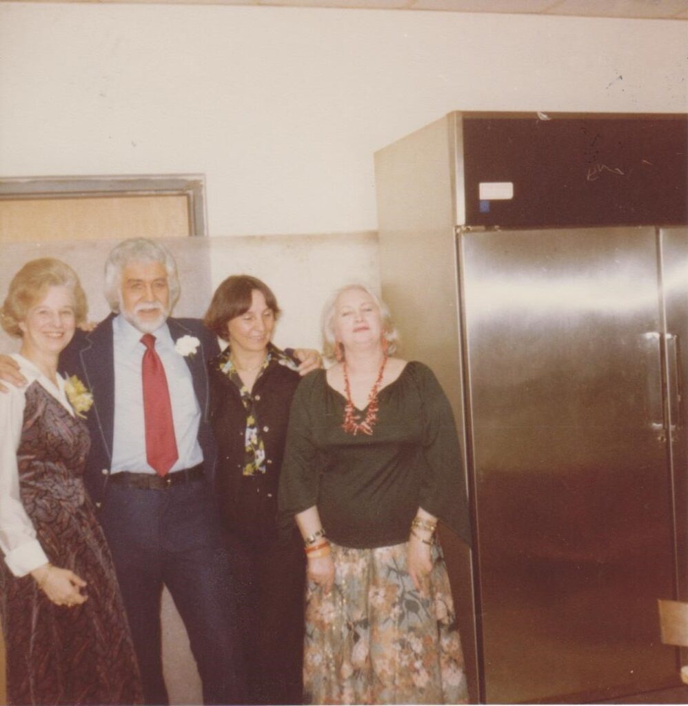 N. Jankutė su V. Alekniene ir Kielečiais. 1978 m. MLLM 78615