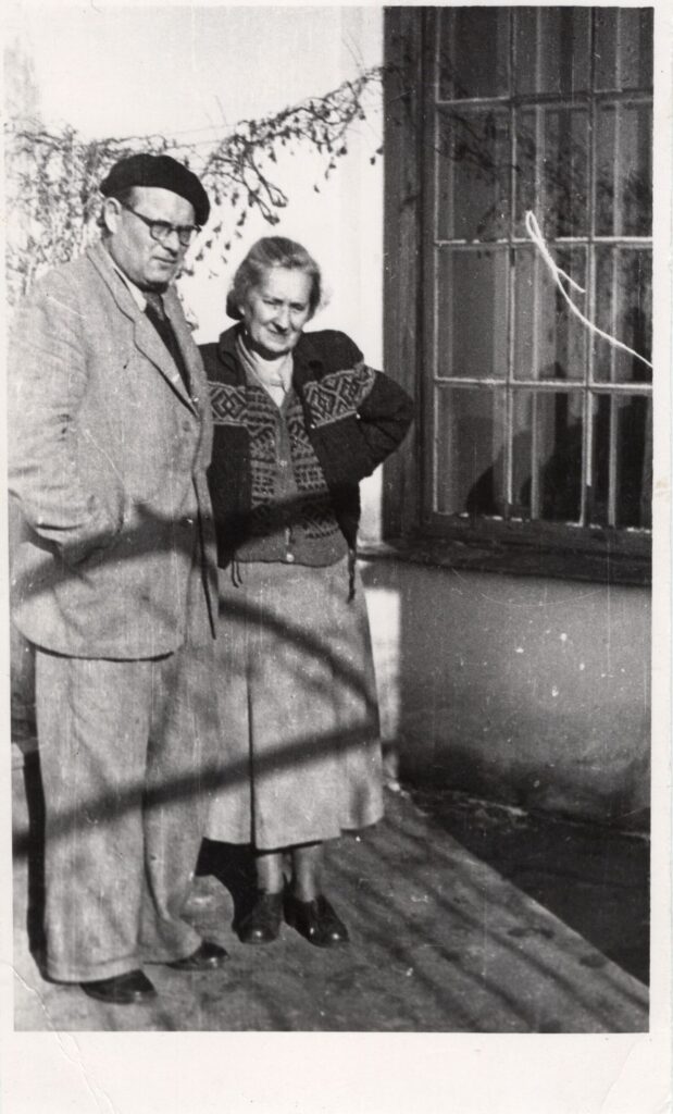 K. Boruta ir Jadvyga Čiurlionytė. Vilnius, apie 1952 m. MLLM_26390