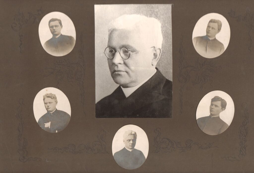 J. Tumas-Vaižgantas įvairiais gyvenimo laikotarpiais, 1928 m. MLLM GEK 1056