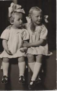 Judita Vaičiūnaitė, Dalia Marija Vaičiūnaitė. 1939 m. birželio 2 d. Nežinomas fotografas. MLLM 70465