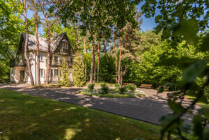 S. Nėries ir B. Bučo namai-muziejus