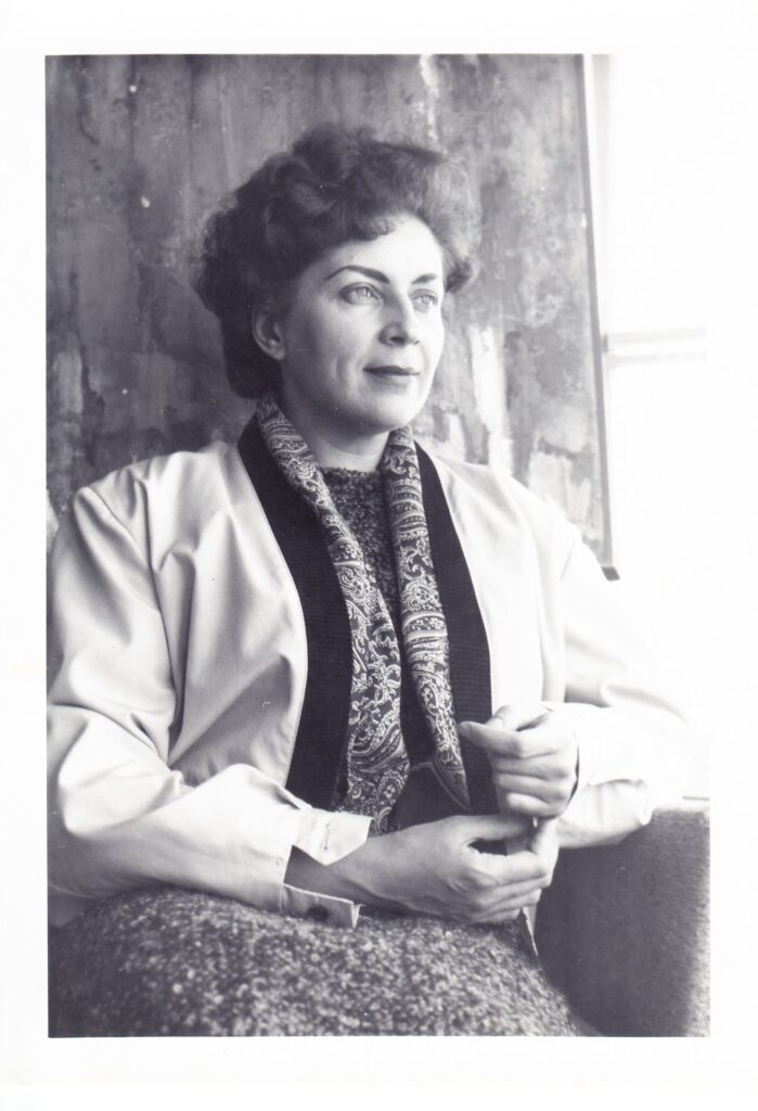 Birutė Pūkelevičiūtė. Kanada. MLLM115381