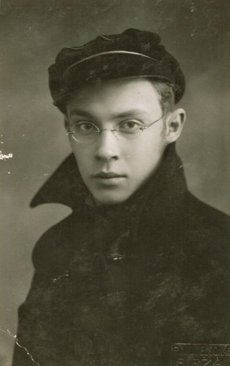 EUGENIJUS MATUZEVIČIUS (1917–1994)