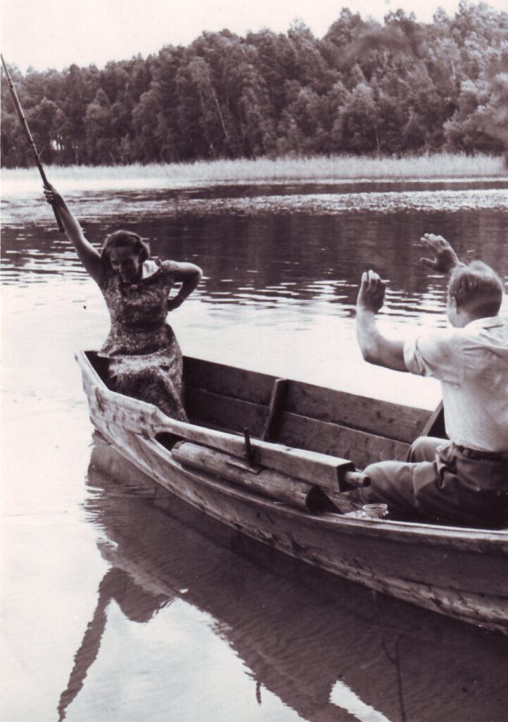 Atostogos Ščiuryje 1958 m. V. Zaborskaitė ir J. Lebedys. Iš V. Stonytės asmeninio archyvo