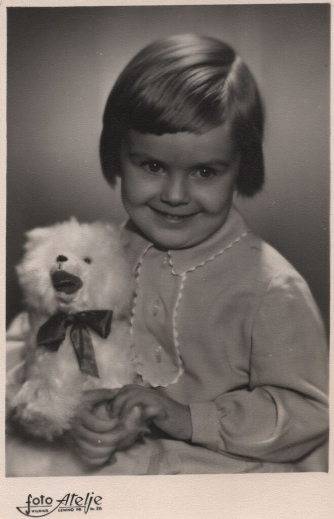 Dalia Urnevičiūtės dukra Milda. 1967 m. MLLM 127586
