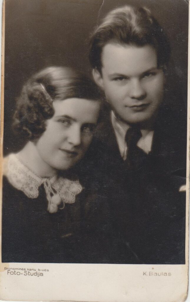 Su žmona Matilda Malinauskaite apie 1936 m.