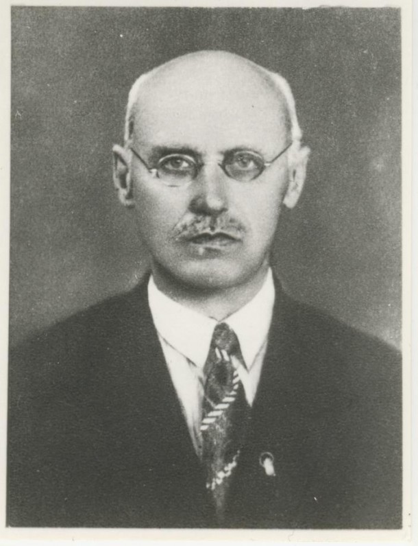 MARCELINAS ŠIKŠNYS – ŠIAULĖNIŠKIS