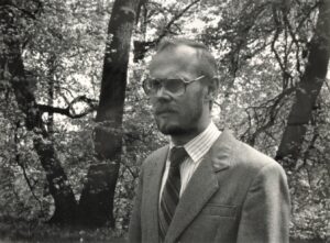S. Babonas, 1995 m. Išleidus pirmąją knygą