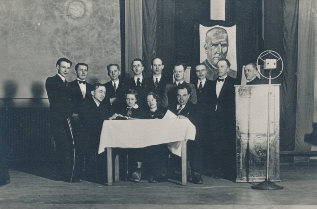 23Jur_lit_vakaras_1937_kovas