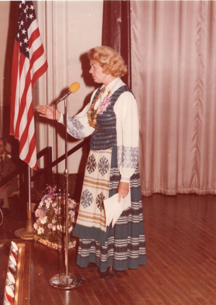 Čikaga, 1978-06-03, mokslo metų baigimo šventė. MLLM_116308-109