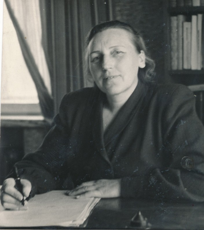 Ieva Simonaitytė. 1949 m.