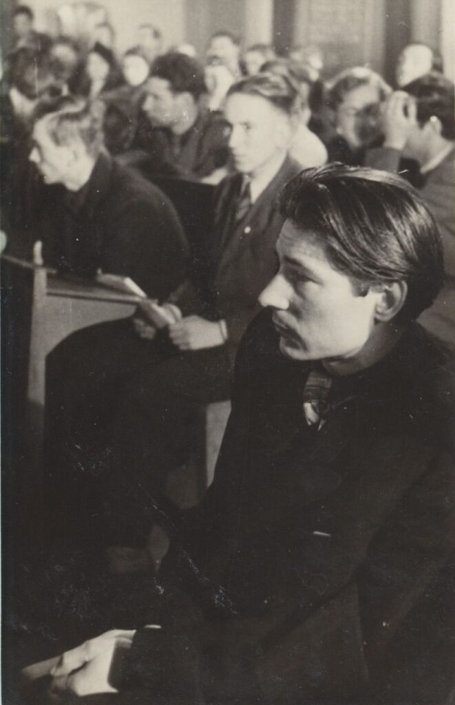 Jaunųjų rašytojų II suvažiavime. 1949 m. MLLM 76038
