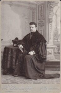 J. Mačiulis-Maironis – Peterburgo katalikų dvasinės akademijos profesorius. Apie 1903 m. Juliaus Šteinbergo nuotrauka. MLLM 49383