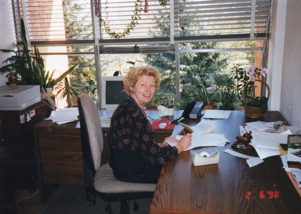 D. Bindokienė „Draugo“ redakcijoje. Čikaga, 1998 m. MLLM_138820