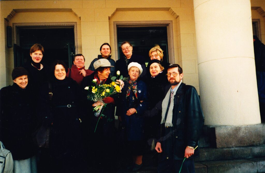 Sugrįžus gyventi į Lietuvą. 1999 m. MLLM83271