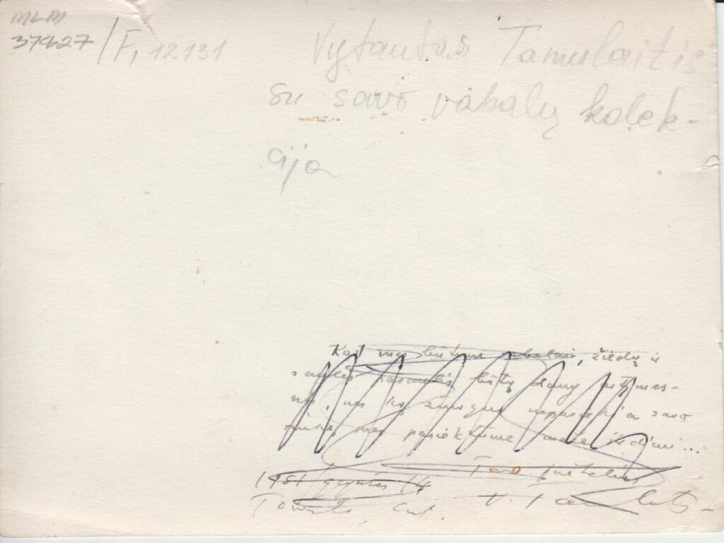 V. Tamulaitis su vabalų kolekcija reversas. MLLM 12131