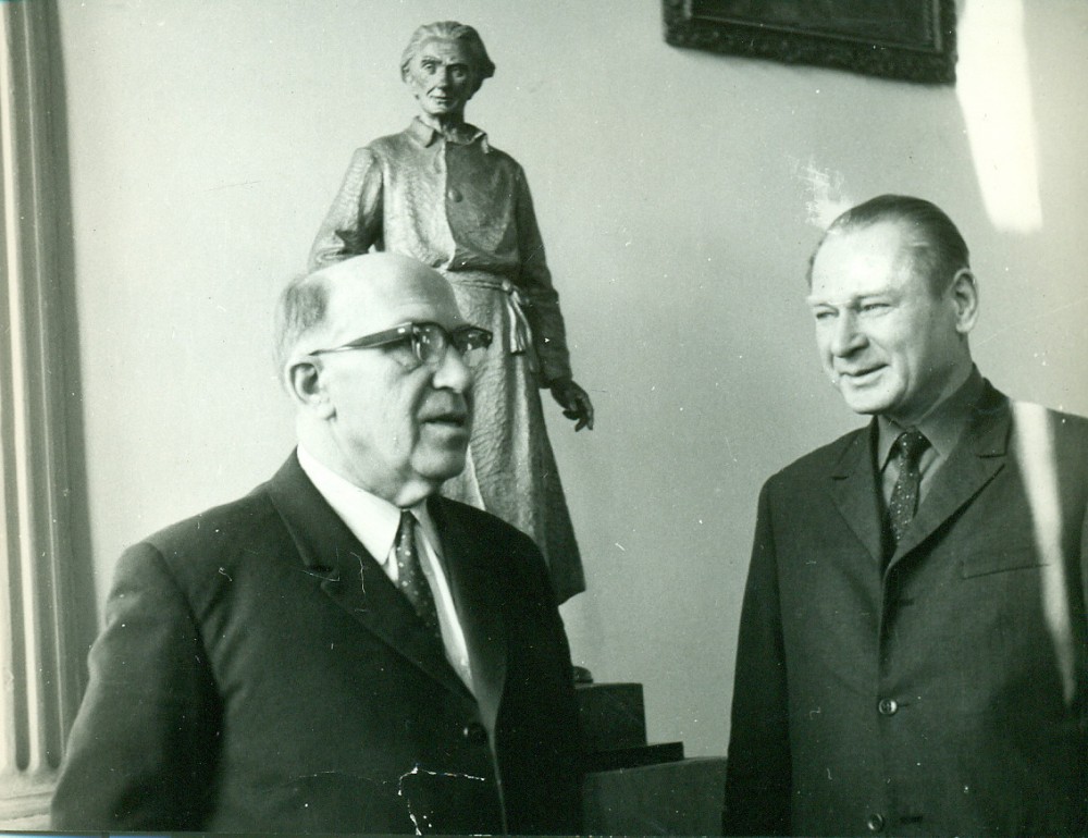 A. Žukauskas su broliu Juozu Žukausku. Vilnius, 1961 m.