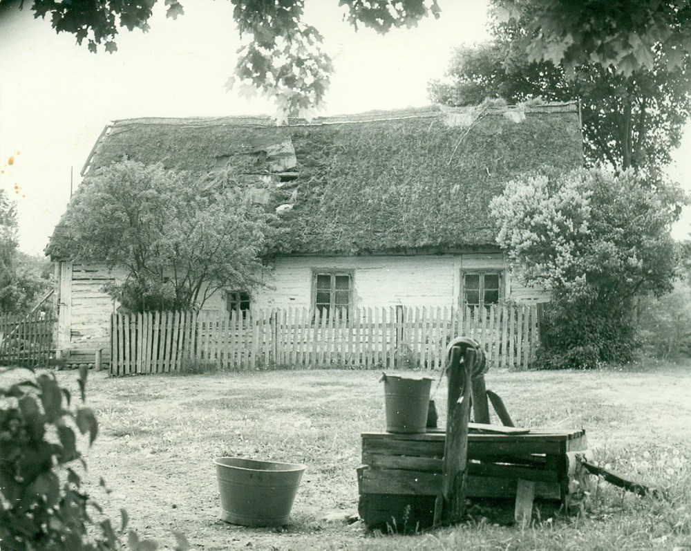 A. Žukausko gimtoji troba. Bubeliai, 1959 m. Nuotrauka A. Žukausko