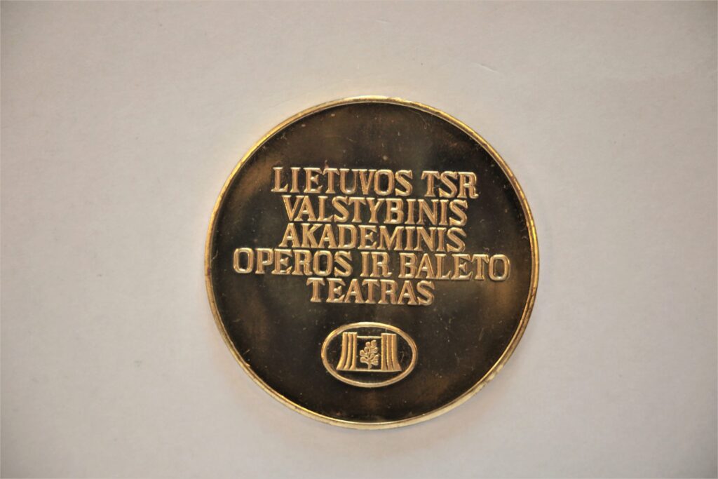 B. BRAZDŽIONIO MEDALIŲ KOLEKCIJA