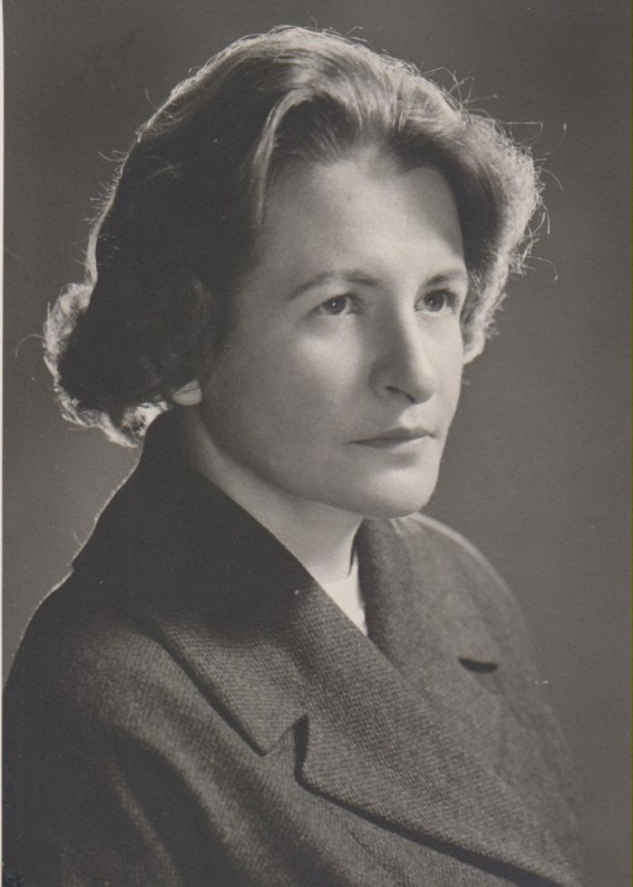 DALIA SRUOGAITĖ (1925–2015)