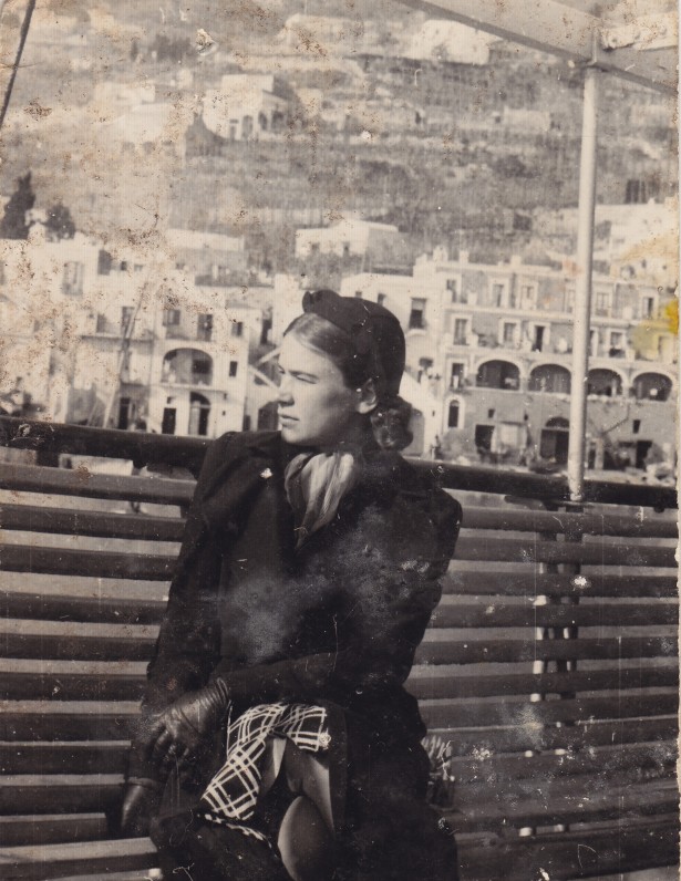 D. Lipčiūtė-Augienė Capri saloje. 1938 m.