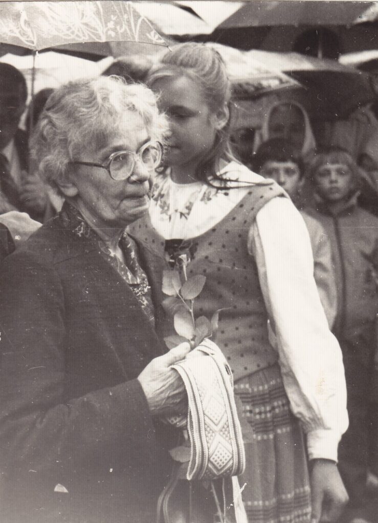 D. Lipčiūtė-Augienė su juosta. 1989 m. rugsėjo 9 d.