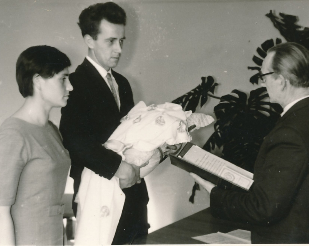 Draugo vaiko krikštynose. Klaipėda. Apie 1963 m.