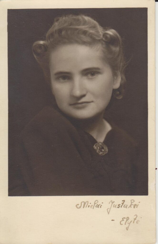 Elena Spurgaitė. Apie 1946 m.