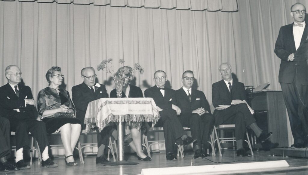 F. Kiršos 70-mečio jubiliejus Bostone. 1961 m. Iš dešinės – A. Vaičiulaitis, S. Santvaras, J. Gimbutas, J. Kapočius, F. Kirša