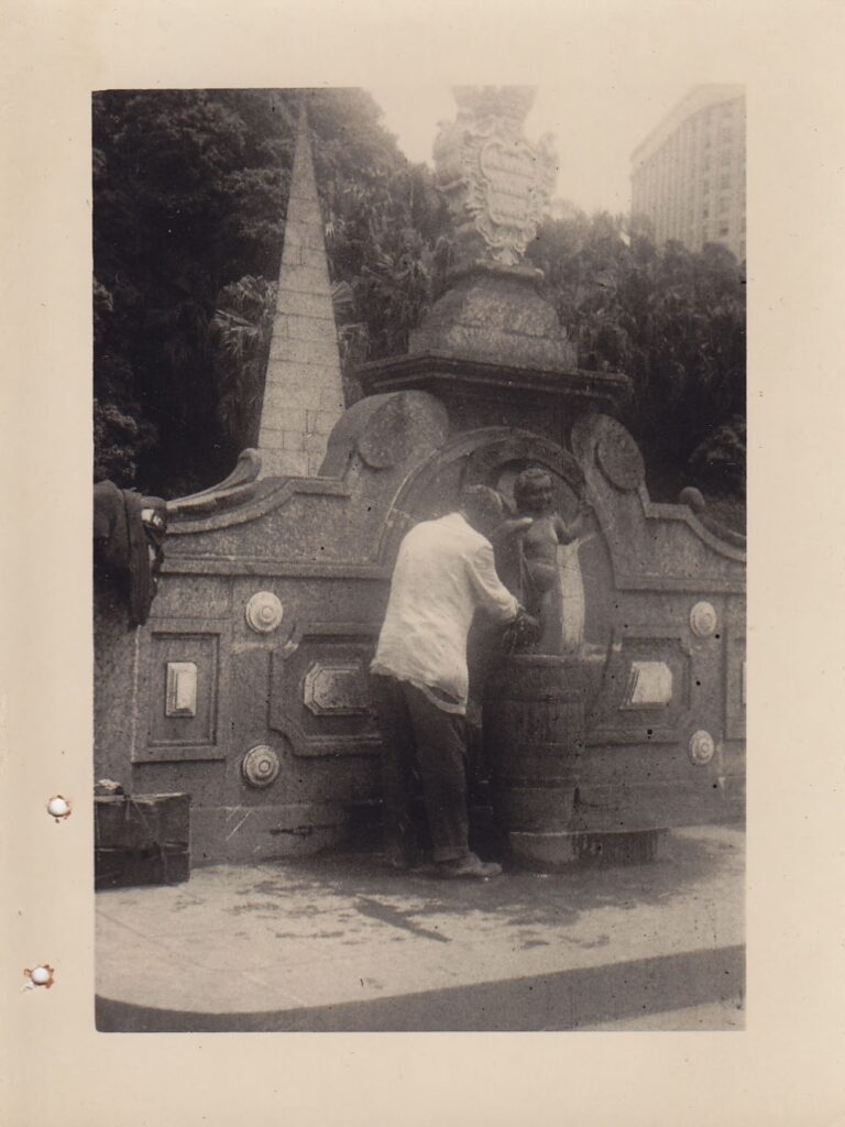 Fontanas mieste. Brazilija, apie 1946–1950 m.