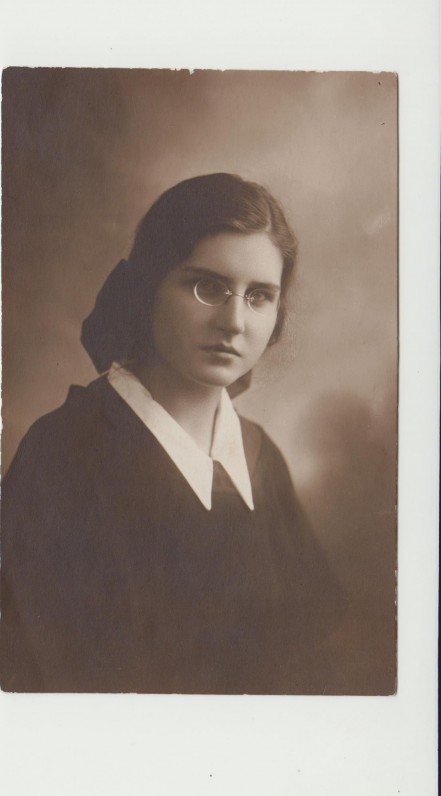 Gražina Tulauskaitė. Kaunas. Apie 1926 m.